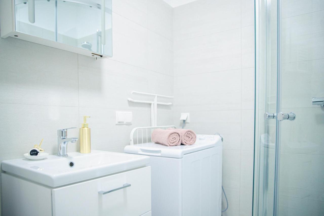 Room 4 Art Apartments Nr.3 In Vienna Center المظهر الخارجي الصورة